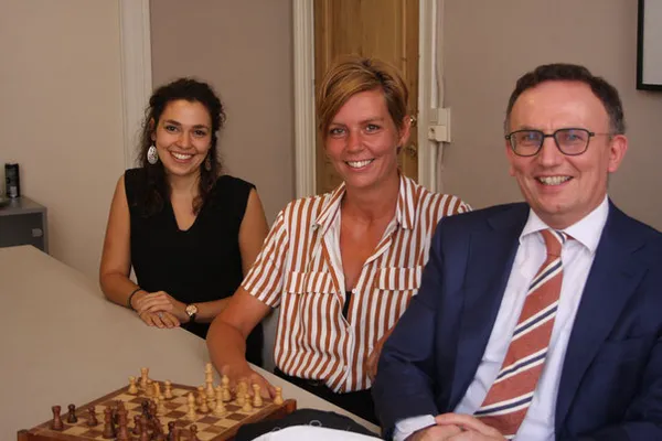 Foto van een advocaat bij echtscheiding